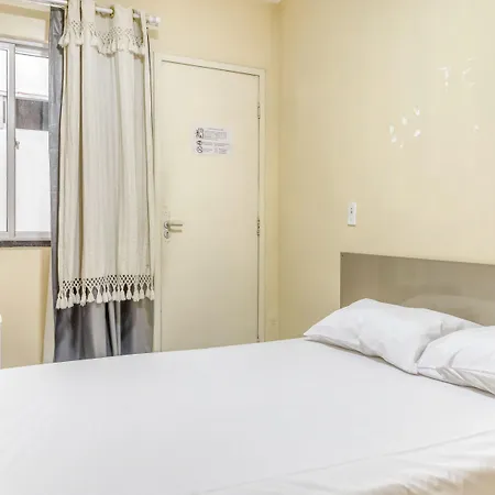 Oyo Nuvem Casa de hóspedes 2*