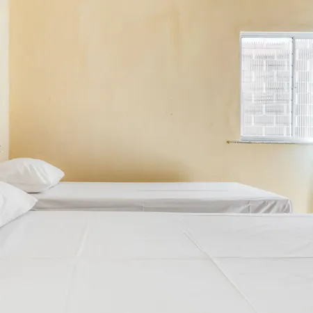 Oyo Nuvem Casa de hóspedes 2*